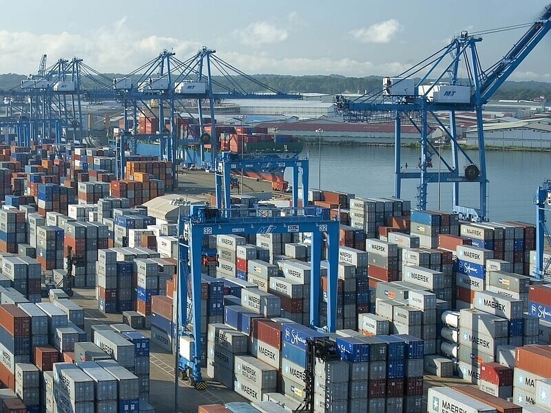 Miasto Panama - port przeładunkowy Kanału Panamskiego